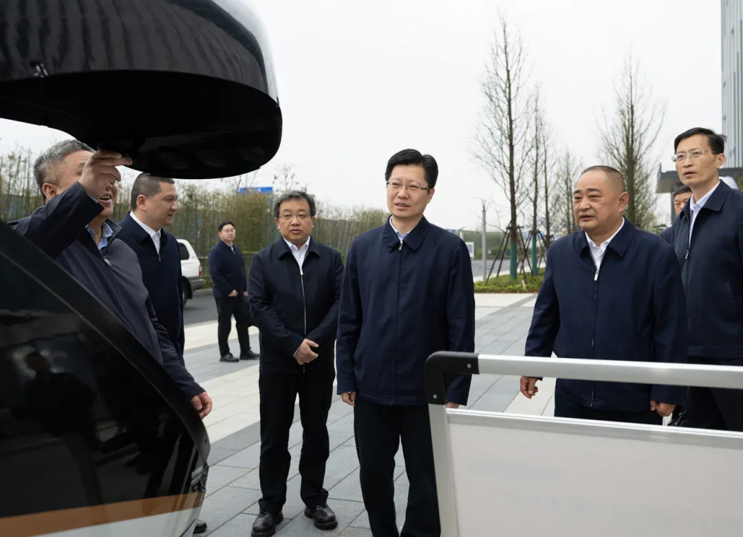 郄英才調(diào)研低空經(jīng)濟(jì)發(fā)展